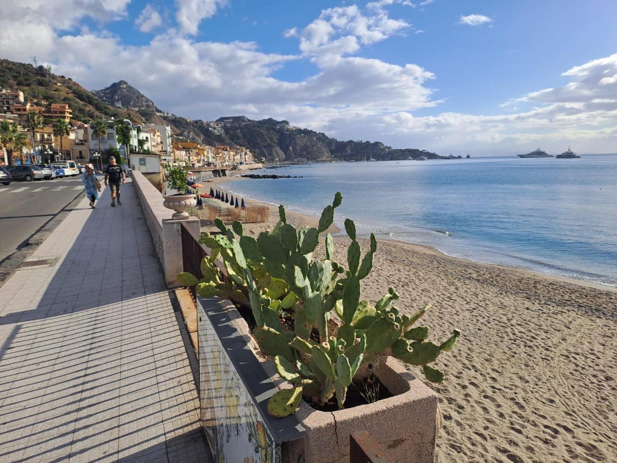 Nausica17 Naxos Bay Lejlighed Giardini Naxos Eksteriør billede